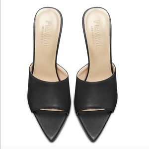 Femme Los Angeles stiletto mules!